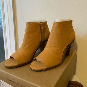 New/ 6.5 M LUCKY BRANDS